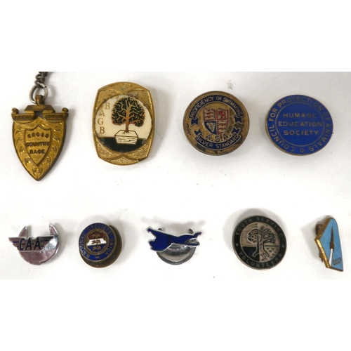 349 - Assorted medallions and badges: to include the Bristol Institute of Mechanical Engineers and The Roy... 