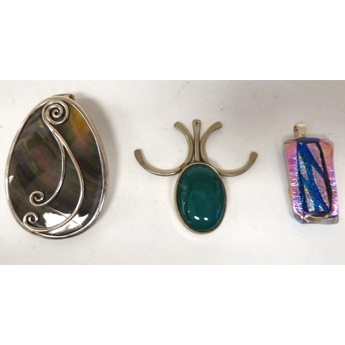 370 - Items of personal ornament: to include stone set, silver coloured metal pendants