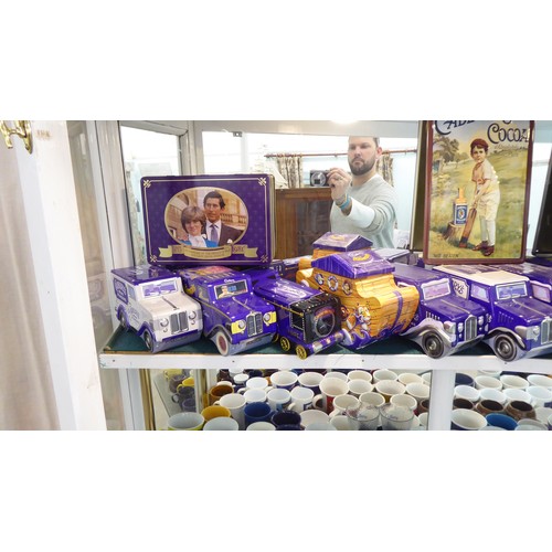 18 - Cadbury's promotional wares: to include china mugs; puzzles; diecast model vehicles; and other colle... 