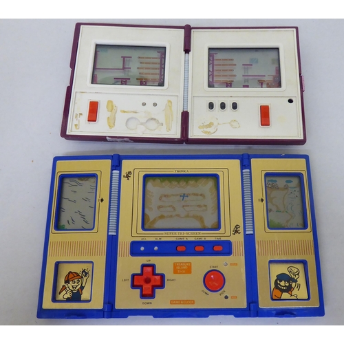 1 - Handheld gaming devices: to include a Nintendo Game Boy Pocket, in blue with Tetris