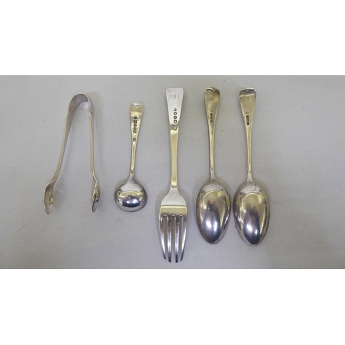 393 - Silver collectables: to include a pair of sugar tongs  Sheffield 1964