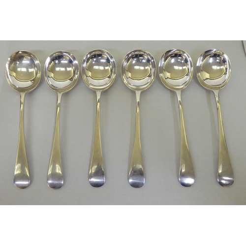 86 - A set of six silver Old English pattern soup spoons  Sheffield 1921  (approx. 13ozs)