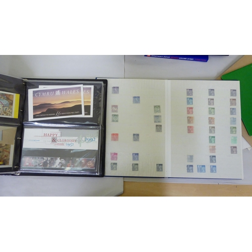 4 - Uncollated albums of First Day covers, mint and presentation packs