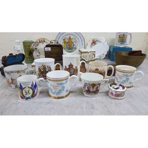 103 - A mixed lot: to include Victorian and later Royal themed collectables