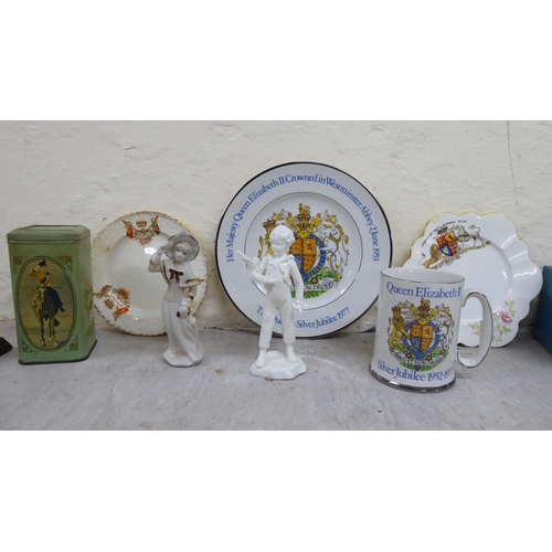 103 - A mixed lot: to include Victorian and later Royal themed collectables