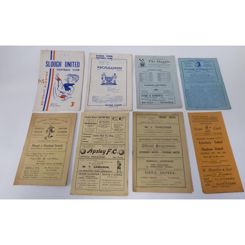 20 - An uncollated collection of football programmes from the early 1930s to the 1960s, relating to fixtu... 