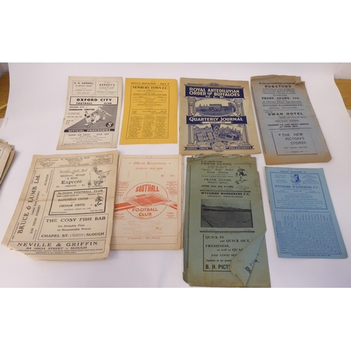 20 - An uncollated collection of football programmes from the early 1930s to the 1960s, relating to fixtu... 