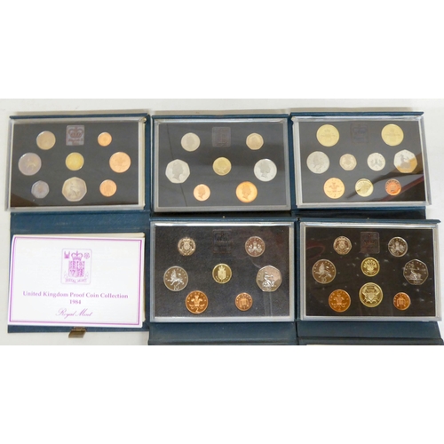 379 - Uncollated Royal Mint and other, silver and other proof and collector's coins: to include a 2012 Lon... 