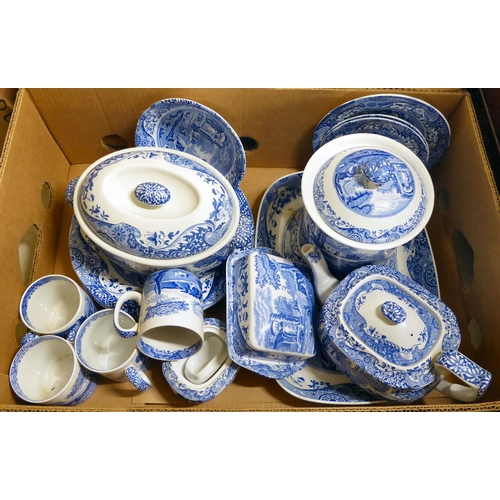 38 - Copeland Spode china Italian pattern tableware