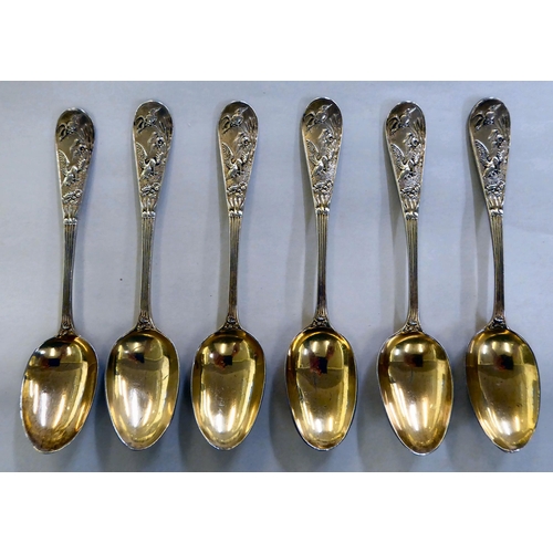 432 - A set of six late Victorian silver and silver gilt teaspoons, the terminals decorated with kingfishe... 