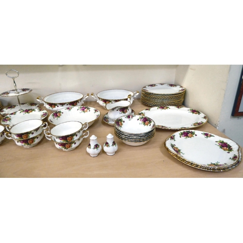 436 - Royal Albert china Old country Rose pattern dinnerware