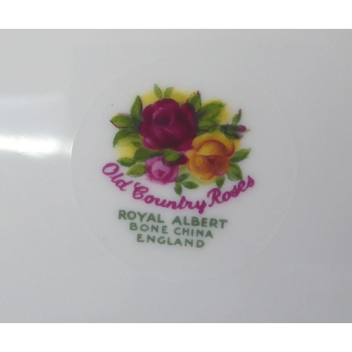 436 - Royal Albert china Old country Rose pattern dinnerware