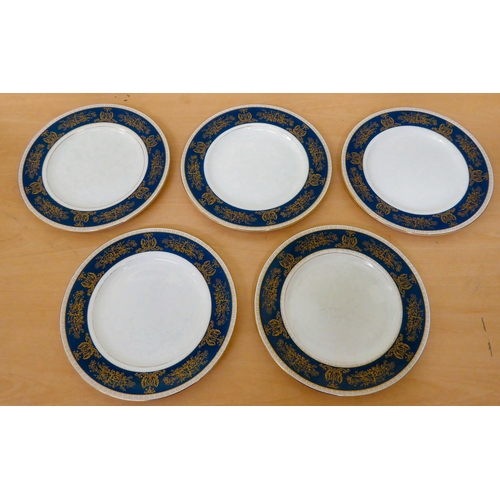 132 - Wedgwood bone china Columbia pattern tableware