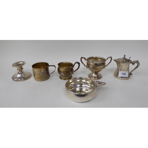 259 - Six various items of Sterling silver tableware, some loaded: to include a bleeding bowl with a tab h... 