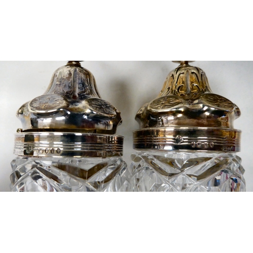 367 - A Victorian silver table cruet, enclosing eight glass receptacles  London 1871  (approx. 2... 