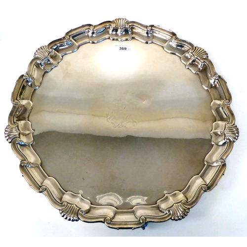 369 - A Mappin & Webb Georgian design Princes plate salver, elevated on shell feet  18