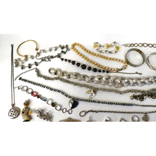 368 - Costume jewellery: to include rings; and bracelets  some stamped 925