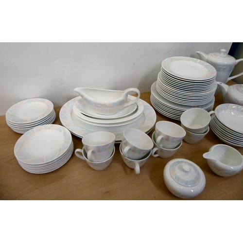 26 - Wedgwood bone china Pastel pattern tableware