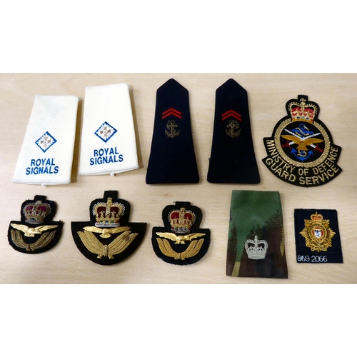 100 - British military uniform embroidered, other badges and emblems: to include RAF, Ministry of Defence ... 