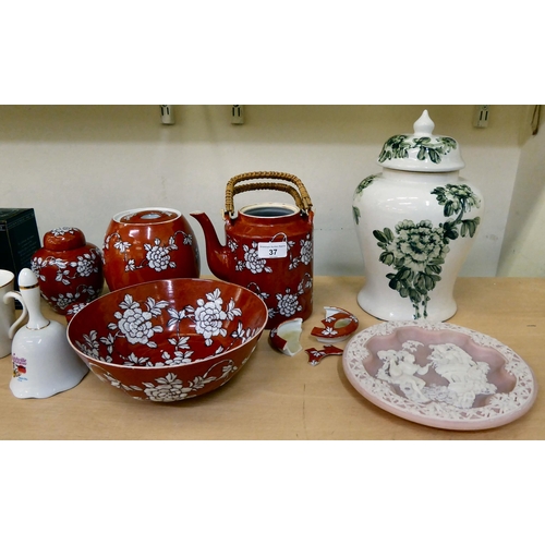 37 - Ceramics and collectables: to include Royal commemorative china bells 