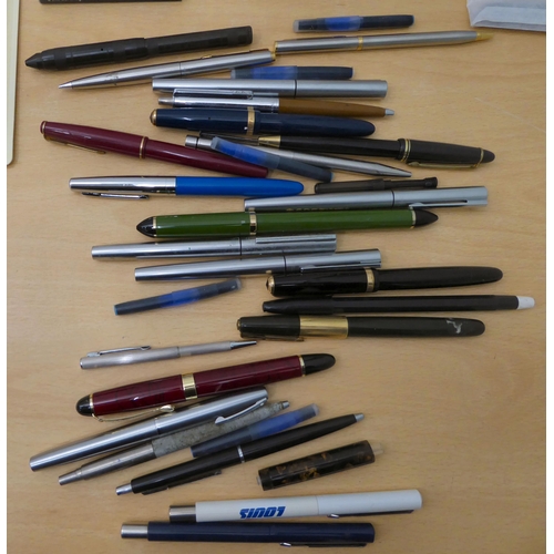 99 - Pens, nibs and re-fills: to include examples by Jinhao, Parker and Waterman 