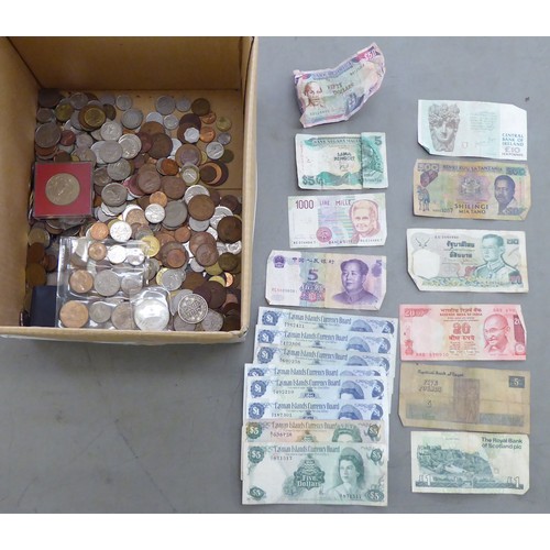 144 - Uncollated coins and banknotes: to include Malaysian Ringgit and Cayman Island dollars