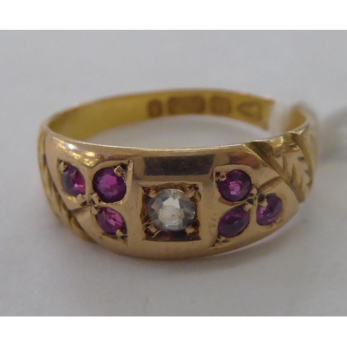 209 - A 15ct gold ruby set ring