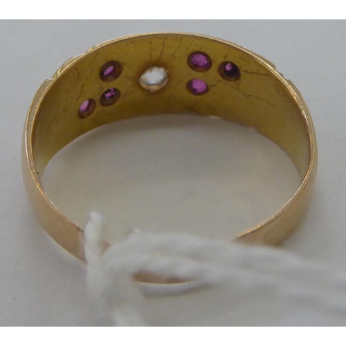 209 - A 15ct gold ruby set ring