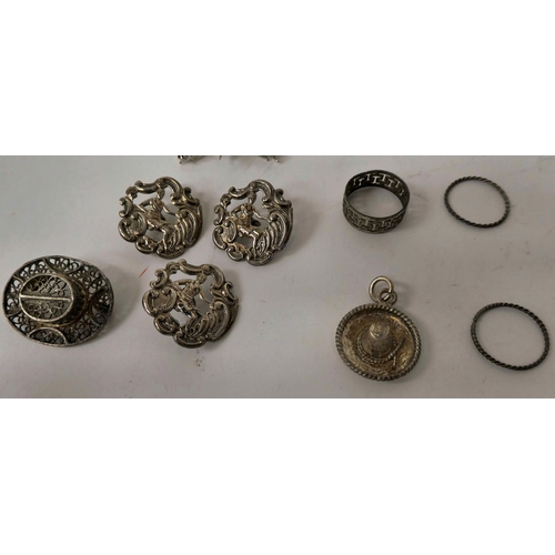 18 - Silver and white metal items of personal ornament: to include dress rings 