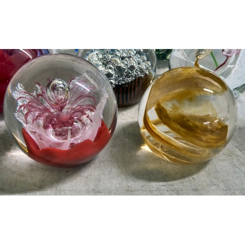 34 - Glassware: to include Caithness and unnamed paperweights  all approx. 3