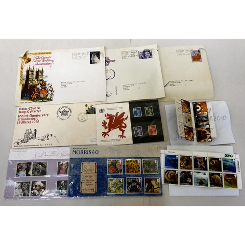 105 - Uncollated postage stamps, presentation pack and used decimal blocks 