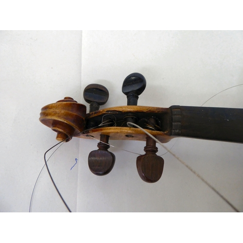 118 - An early 20thC violin with an inlaid purfled edge and two piece back  13