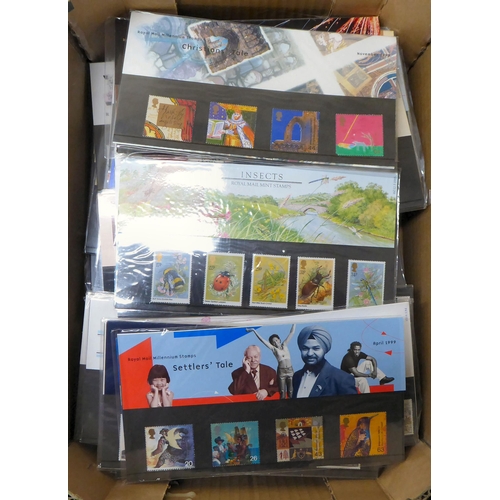 282 - Uncollated, variously themed, unused, presentation postage stamp packs