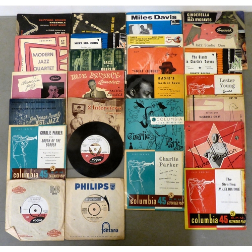 317 - 45rpm jazz singles; and similar vinyl albums