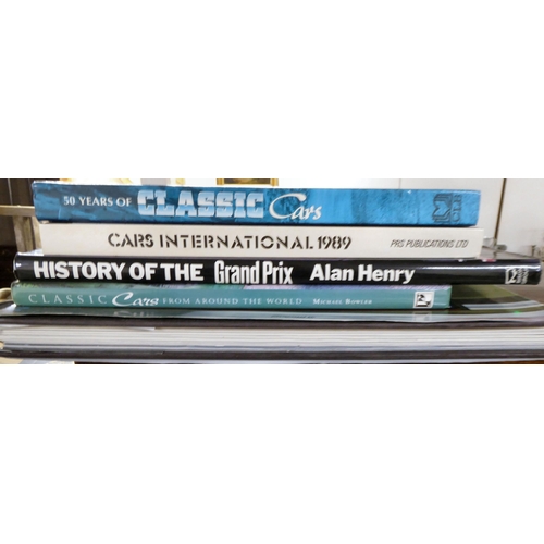 285 - Books, mainly motor related: to include 'A-Z Racing Cars' by David Hodges and '50 Years of Classic C... 