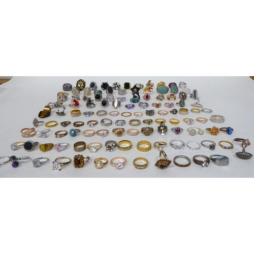 185 - Dress rings, set with variously coloured stones