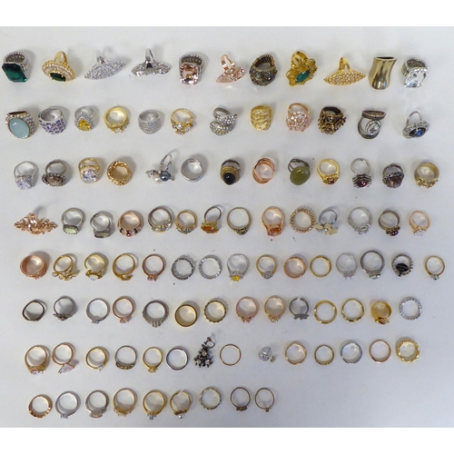 192 - Dress rings, set with variously coloured stones