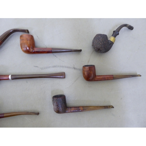 343 - Smokers pipes: to include a Briarwood example