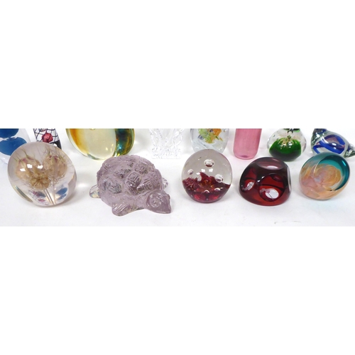 41 - Twenty glass paperweights: to include examples from Isle of Wight and Selkirk glass