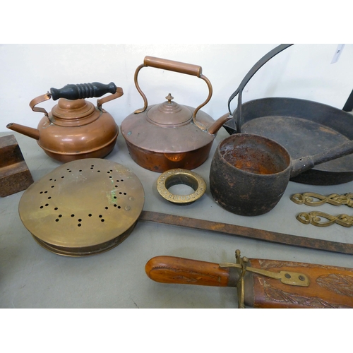 6 - A mixed lot of mainly 19thC metalware: to include cooking utensils