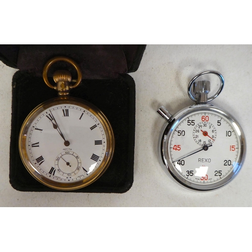 65 - Collectable items: to include a modern Dalvey bi-coloured, stainless steel cased Cabin Clock of tria... 