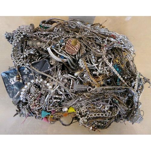 275 - Ladies variously cased and strapped wristwatches; and costume jewellery