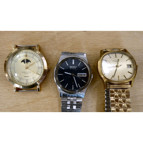 284 - Wristwatches&nbsp; variously cased and strapped&nbsp; some boxed