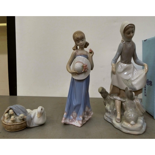 54 - Seven Lladro porcelain figures: to include 'Dancer'  12