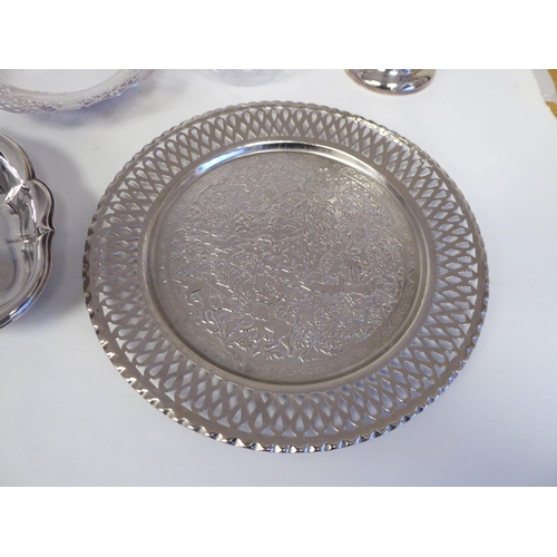 109 - Silver plated tableware: to include a cocktail jug of panelled, tapered form; and a cut crystal wine... 