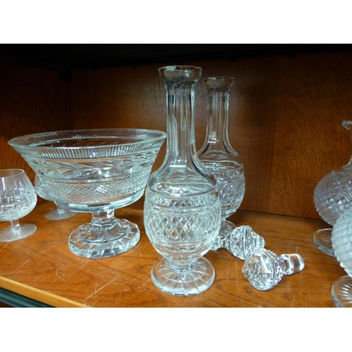 257 - Waterford crystal glassware: to include a pair of decanters&nbsp; each 15