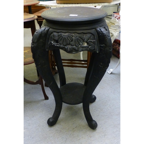 273 - Small furniture: to include an Edwardian mahogany occasional table, raised on cabriole legs  28