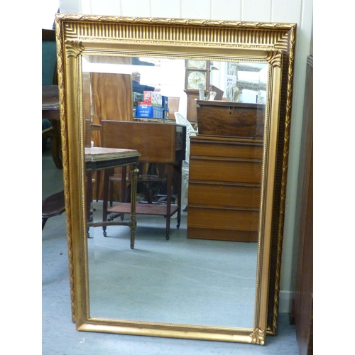 290 - Mirrors: to include an example in a gilt frame&nbsp; 37
