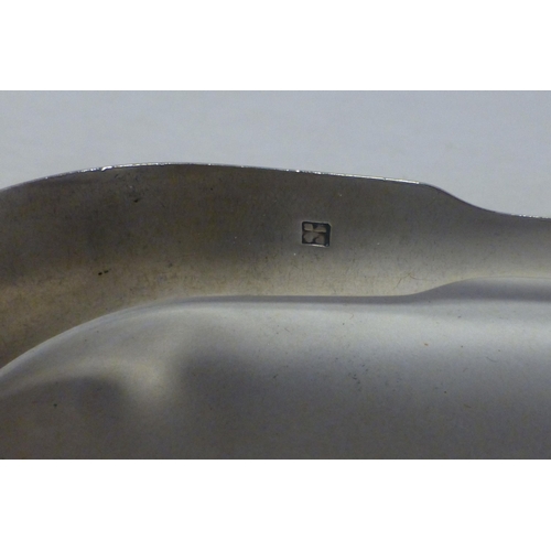 44 - Four pairs of silver sugar tongs&nbsp; Georgian & later mixed marks&nbsp; (approx. total weight ... 