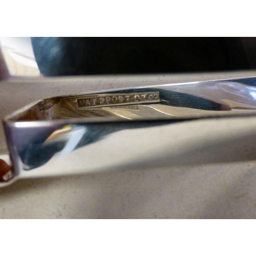 44 - Four pairs of silver sugar tongs&nbsp; Georgian & later mixed marks&nbsp; (approx. total weight ... 